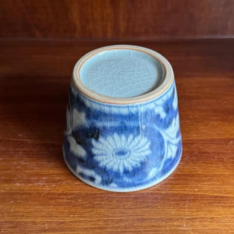皐月窯　そば猪口 草花文白抜き さ10C