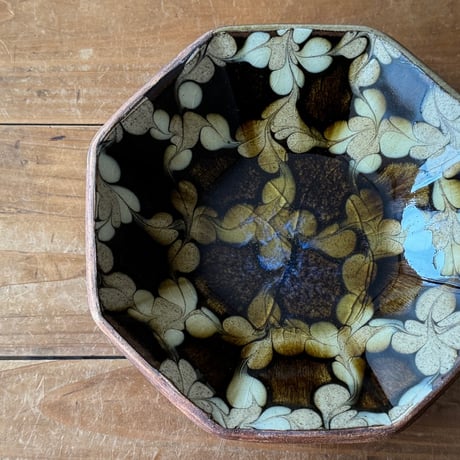 柳瀬俊一郎　八角鉢 菱 27A2（直径約17cm)