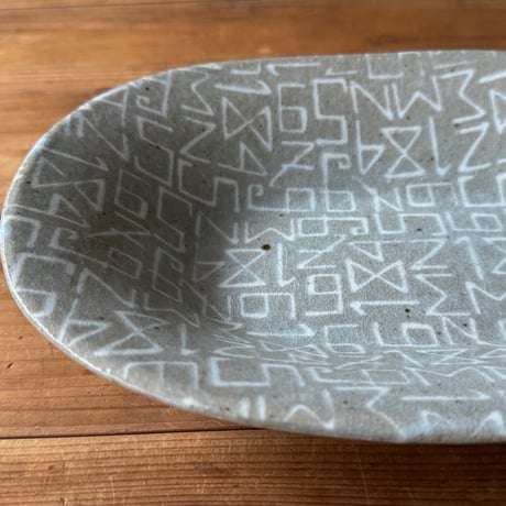 岡安まりな　オーバル深皿 象嵌（約25.5×18.5cm) ろ