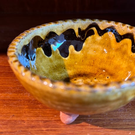 宮野 さとみ　三つ脚ボウル D (直径約9.5cm)