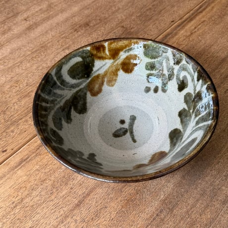 榮一工房　7寸鉢  エ7A（直径約22cm）