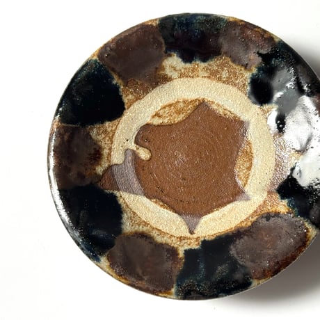 kazoo様 2枚セット　新品　やちむん　田村窯　7寸皿(蛇の目あり) 指掻き 田村窯 8寸皿 | WOLK