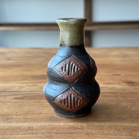 CATEGORY ピッチャー・花器・植木鉢 | kogeiseikatsu.shop