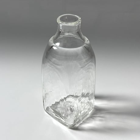 ヨシロ工房　半巻き角花器 イ
