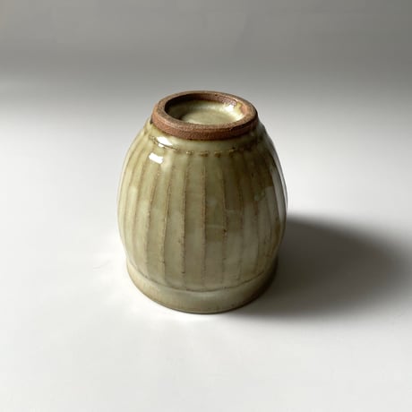 笠原良子　白釉カップしのぎ B