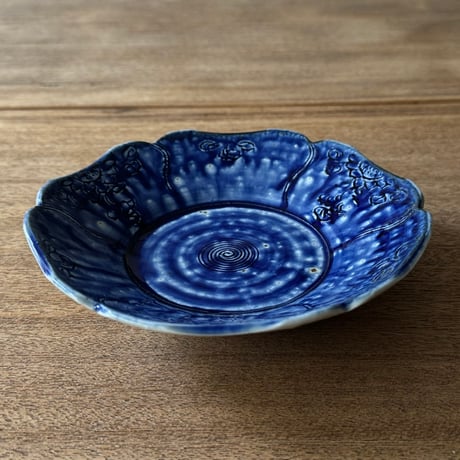 砥部焼 中田窯　5.5寸輪花鉢 N9 (直径約17cm)