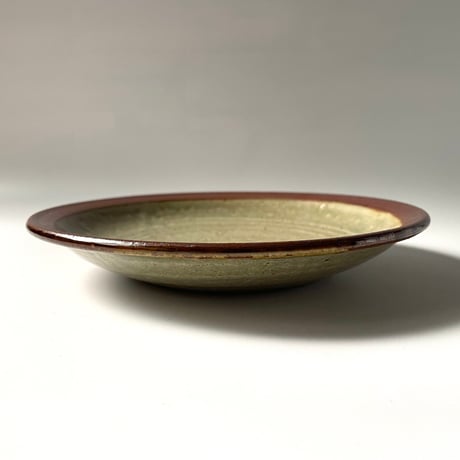かじや窯　6寸皿 灰・フチ茶 E