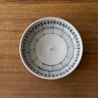 陶彩窯　６寸深皿 古砥部花垣文  と10B（直径約18cm）