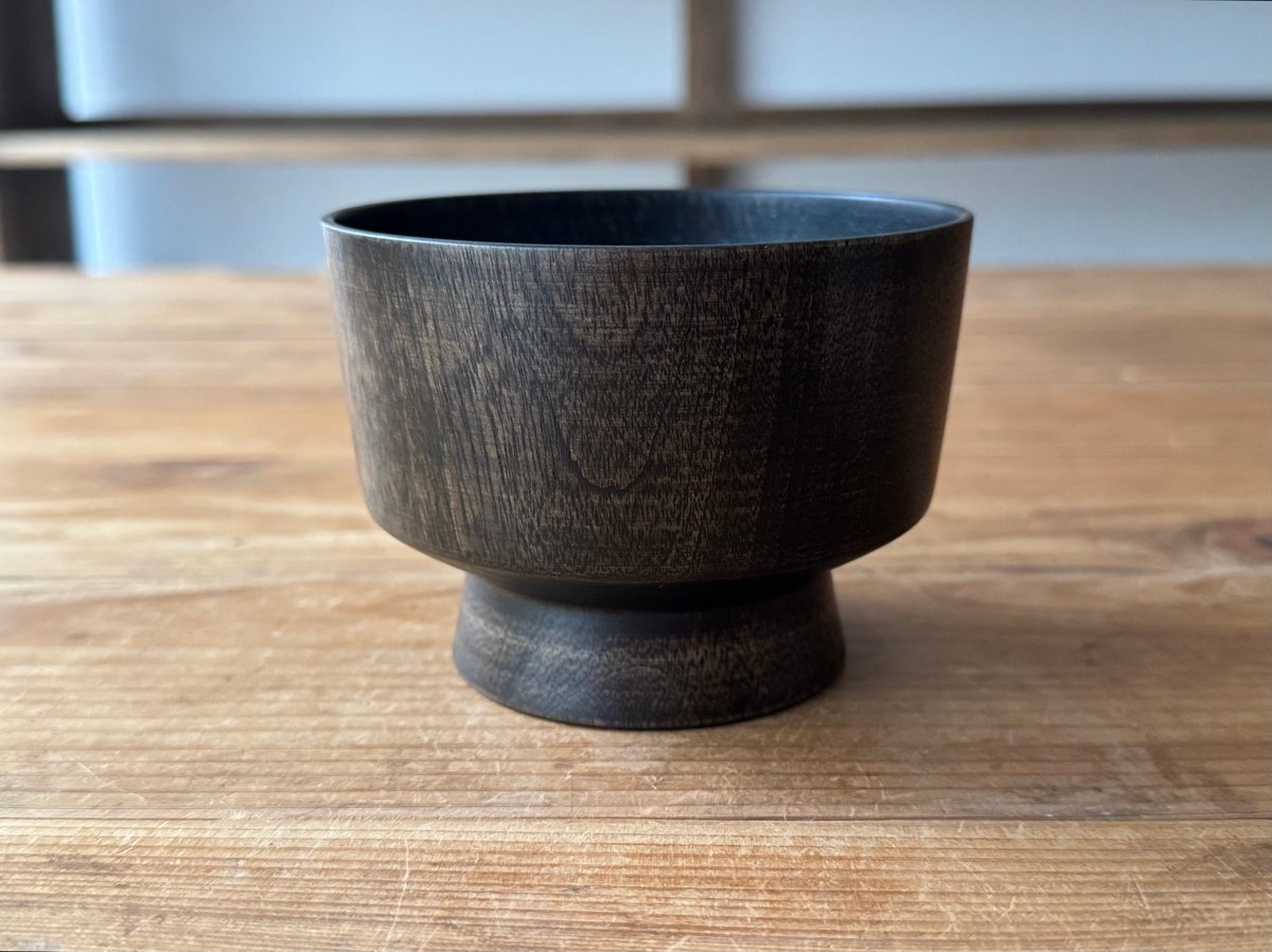 栃木材を用いて　ロクロで挽いた　盛器　盛皿拭き漆仕上げ ろくろ舎 汁椀 黒漆 拭き漆仕上げ E | kogeiseikatsu.shop