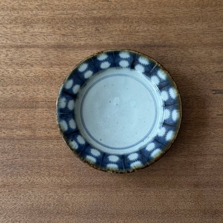 砥部焼 中田窯　5寸リム皿 N1B (直径約16cm)