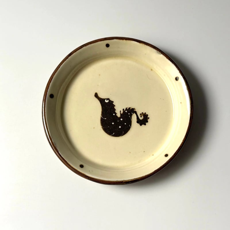 小島鉄平　てつ工房　ウサギ柄の超大皿 小島鉄平 てつ工房 ウサギ柄の超大皿 Amazon.co.jp: 小島鉄平 て