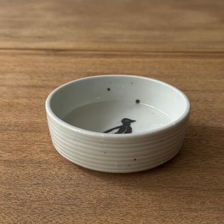 皐月窯　切立鉢 印判鳥 さ15B（直径約10cm)