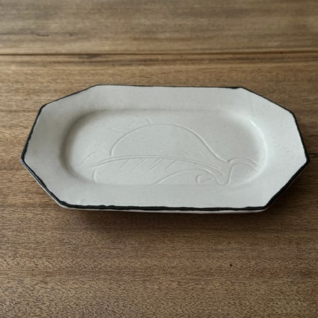 宮内太志　  すみ切り長方皿 M1B（約21.5×16cm)