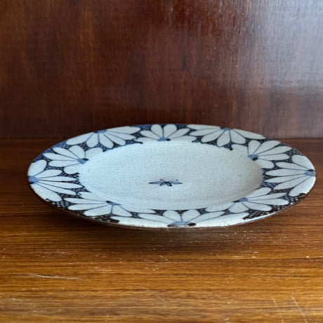 陶彩窯　６寸皿 と9A (直径約18.5cm)