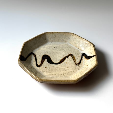柳瀬俊一郎　八角皿 波 ロ（直径約15cm)