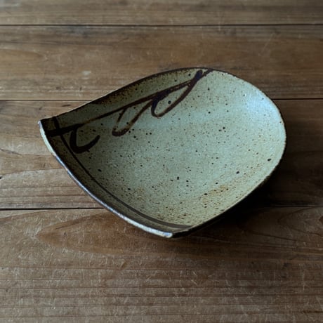 セレン のあ　ぽろすけ小皿 9C（約14×12cｍ）