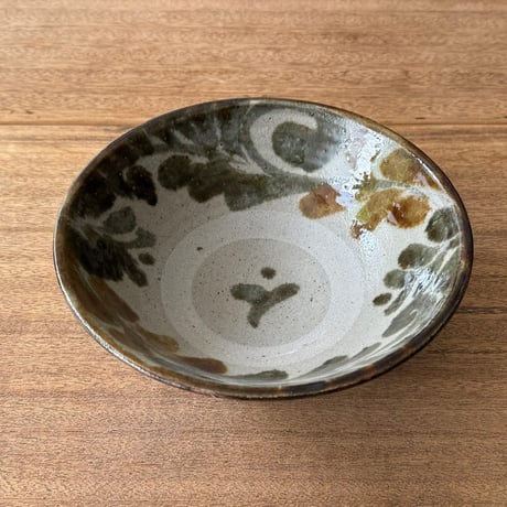 榮一工房　7寸鉢  エ7B（直径約22cm）