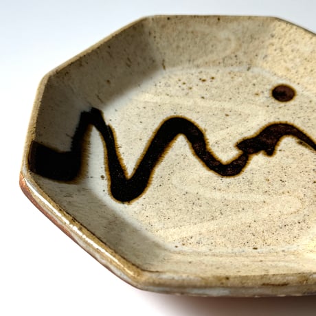 柳瀬俊一郎　八角皿 波 イ（直径約15cm)