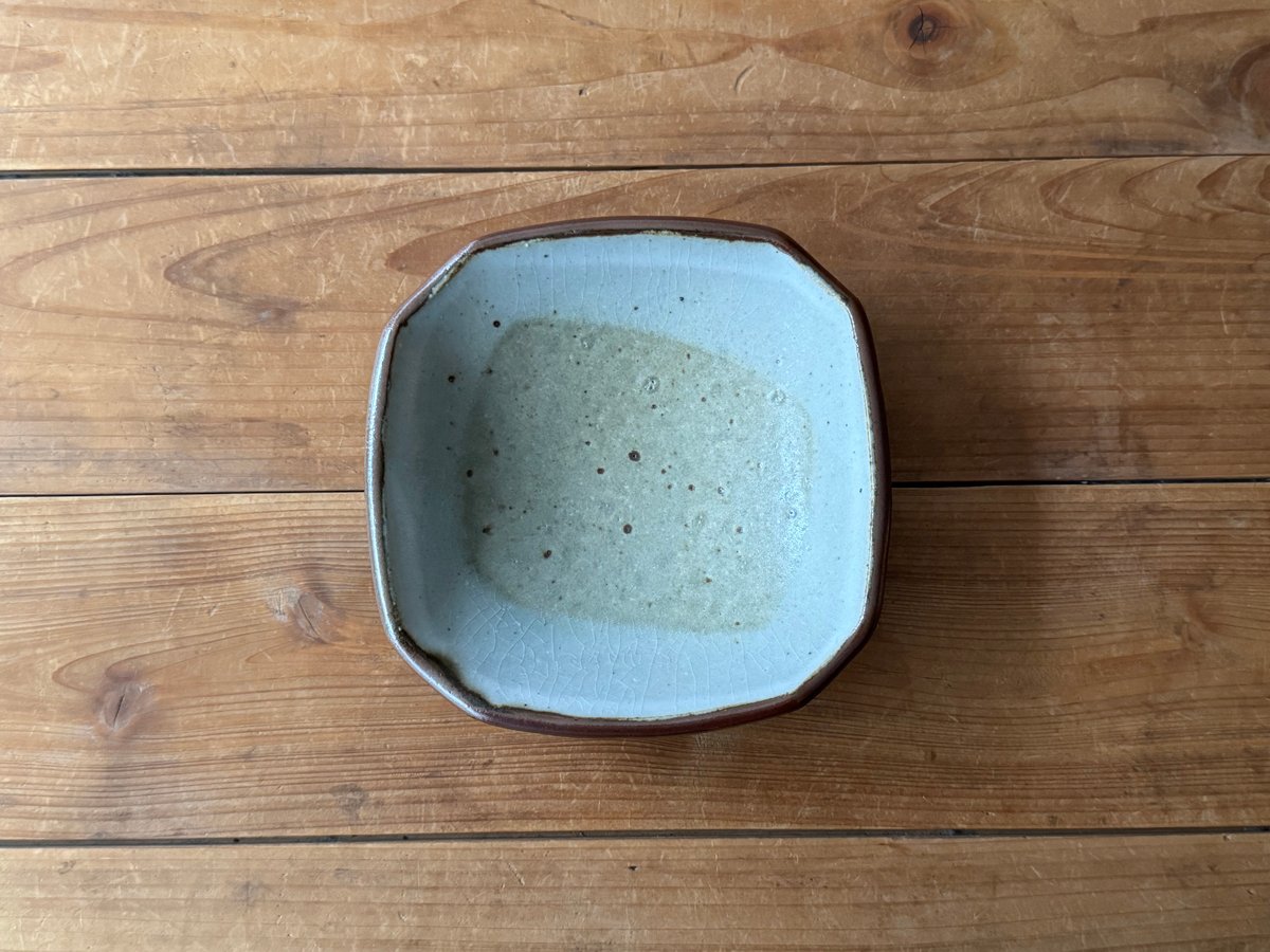 セレン のあ おにぎり四角小皿 A（約15×15cm） | kogeiseikatsu.shop