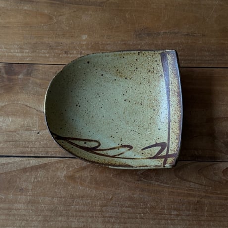 セレン のあ　ぽろすけ小皿 9C（約14×12cｍ）