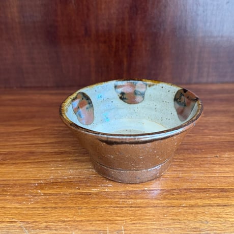 キマノ陶器　3.5寸安南鉢 キ39B（直径約10.5cm)