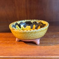 宮野 さとみ　三つ脚ボウル C (直径約9.5cm)