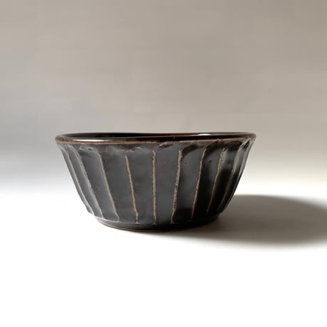 笠原良子　飴釉しのぎ鉢 A