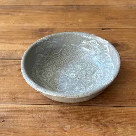 岡安まりな　ボウル皿 象嵌（直径約15cm)  ろ