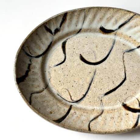 柳瀬俊一郎　縁波オーバル皿 ぐる 波 B (約19×15cm)