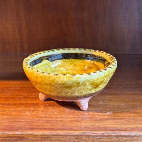 宮野 さとみ　三つ脚ボウル B (直径約9.5cm)