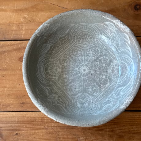 岡安まりな　ボウル皿 象嵌（直径約15cm)  ろ