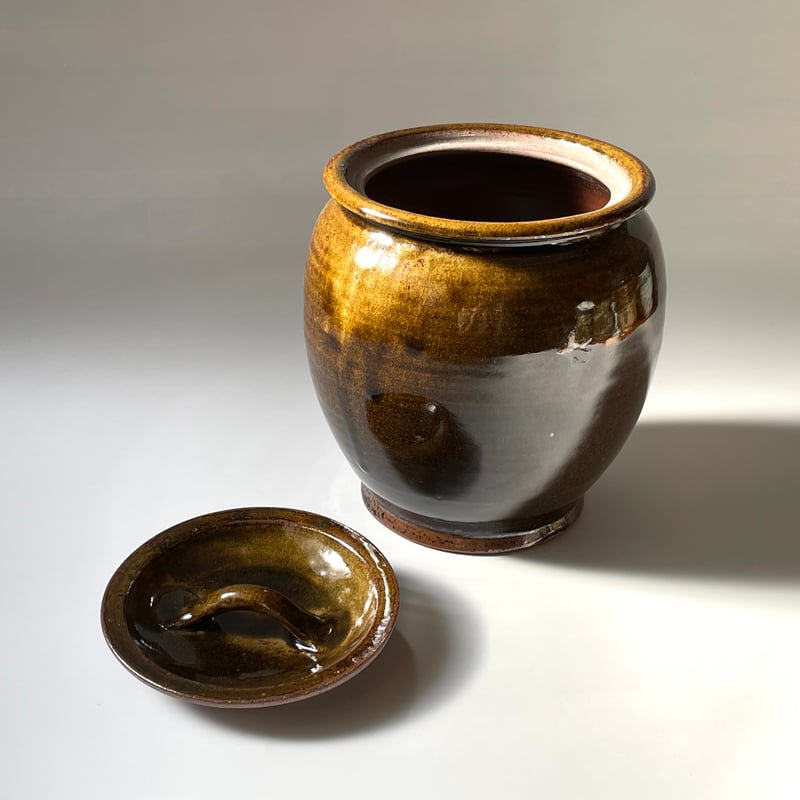 値下げ　備前焼作家　小山月泉　作品　赤褐色の三角形の口の花瓶　花器　滑らかな曲線 中條正康 赤地金襴手汲出碗 [Akaji Kinrande Kumidashiwan by