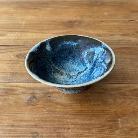 村澤陶苑　藁灰釉小鉢 (直径約12.5cm)
