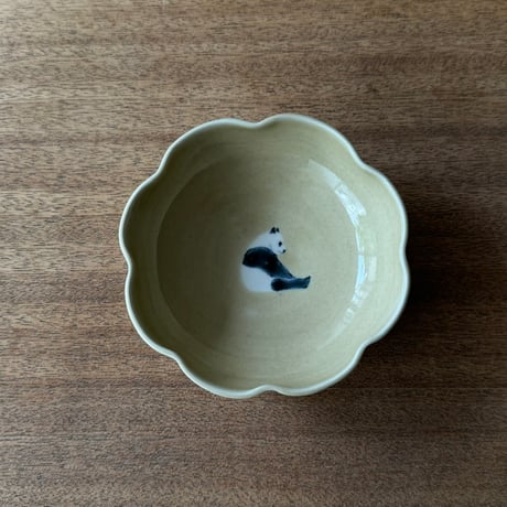 イロリ工房　輪花鉢 イ4B（直径約13.5cm)