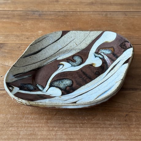 柳瀬俊一郎　  木瓜皿 ライン・捻り・茶 30B2（約19×14.5cm)