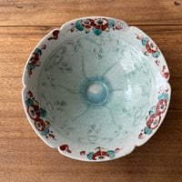 砥部焼 中田窯　9寸鉢 青磁 加彩 N41セ （直径約26.5cm）