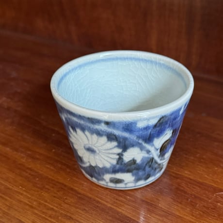 皐月窯　そば猪口 草花文白抜き さ10C