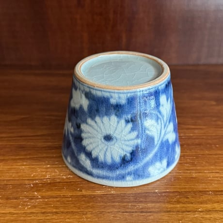 皐月窯　そば猪口 草花文白抜き さ10B