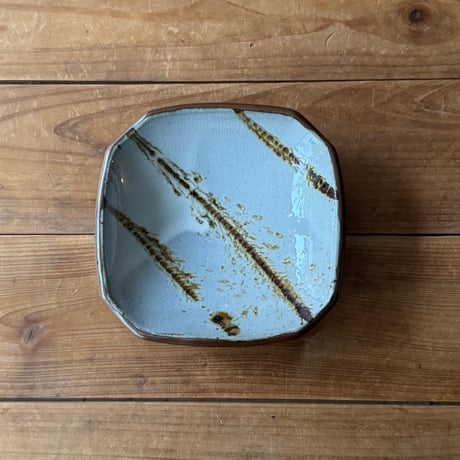 セレン のあ　おにぎり四角小皿 D（約15×15cｍ）