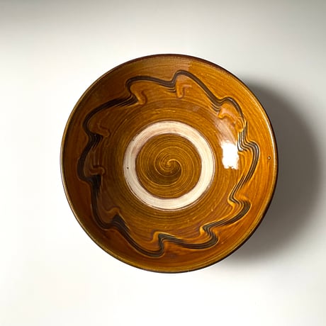 小鹿田焼坂本浩二窯の飴釉刷毛目櫛描尺四寸