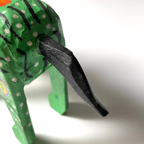 世界の民藝　グアテマラのうし