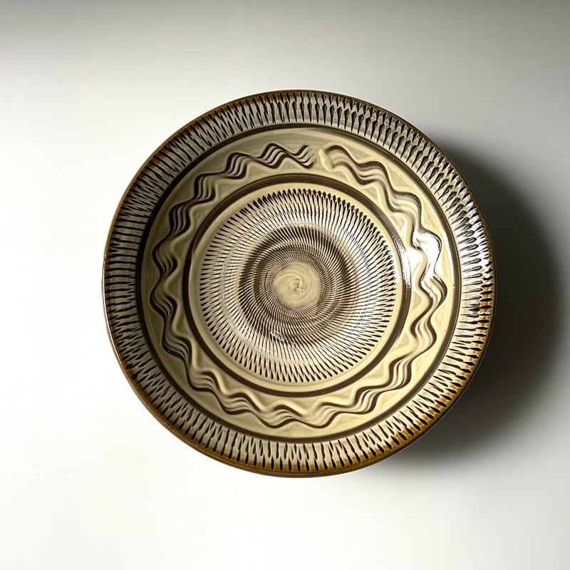 小鹿田焼 黒木昌伸窯 7寸深皿 フチ中飛び鉋 櫛描き 白 B