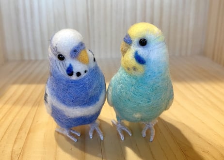 お客様専用約1/2サイズセキセイインコ2体