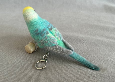 パーチ&おすわりセキセイインコ