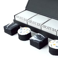 黒角黒丸BOX・4個（ギフトボックス付）