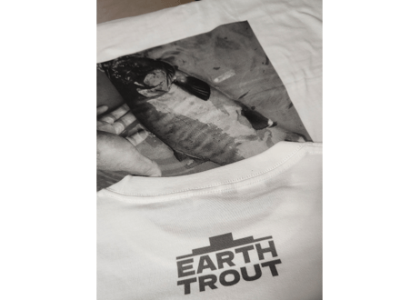EARTH TROUT オリジナルデザインTシャツ
