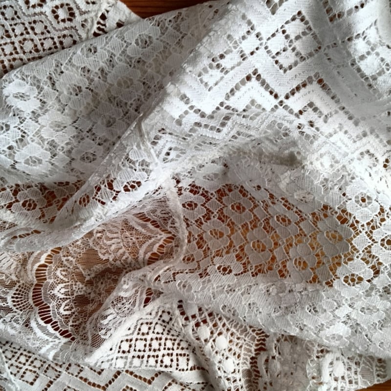 ♥透け感たっぷり♥ラッセルレースのパッチワークカーテン♥レトロ