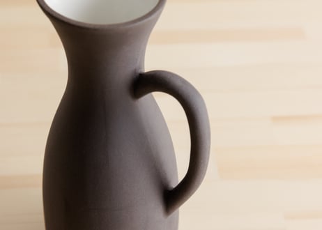 ピッチャーベース　白