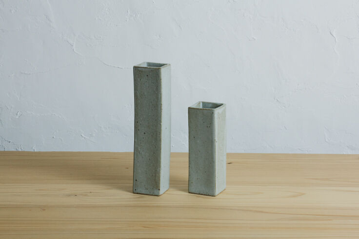 グレー 波形花器 クラフト花瓶 S グレー | かもしか百貨店 オンラインストア