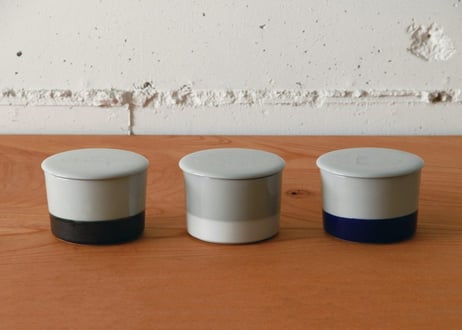 塩こうじの壺　藍